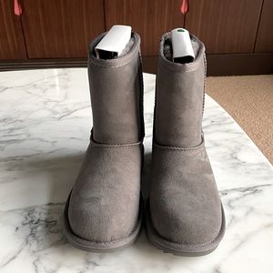 UGG Boots - Kids’ Classic II